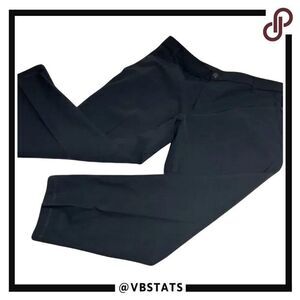 Lululemon Charcoal Athleisure Crop Pant in Size 34W x 26IS